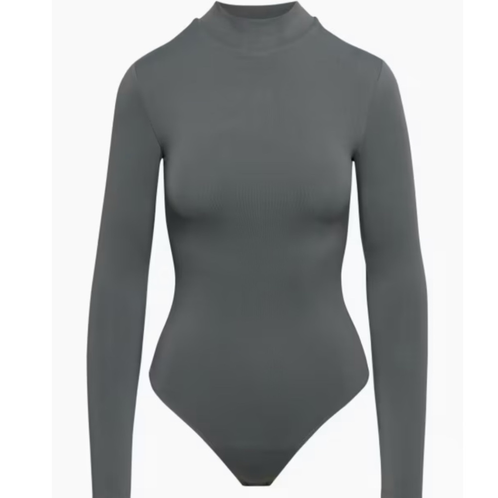 Babaton conture body suit